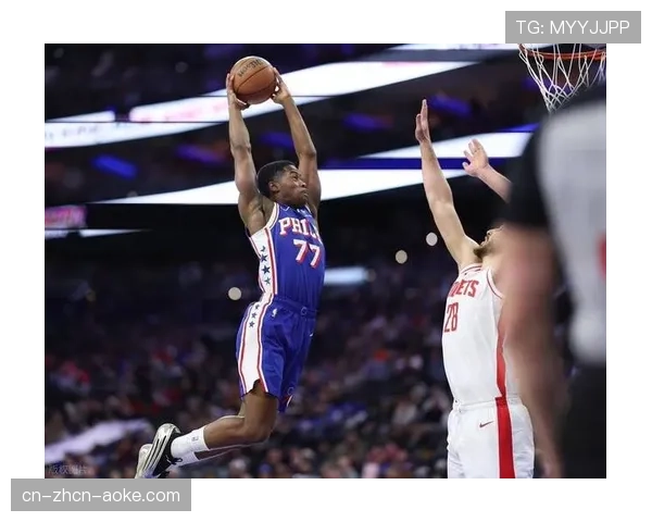 消息：火箭加时战胜篮网，阿门·汤普森展现全能身手