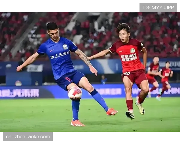 中超俱乐部开放日:上海申花青训基地迎接数百名小球迷参观体验 中超俱乐部开放日:上海申花青训基地迎接数百名小球迷参观体验